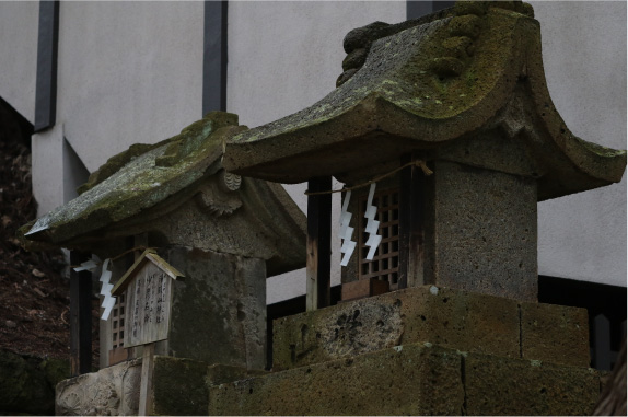 3. 湯殿山神社